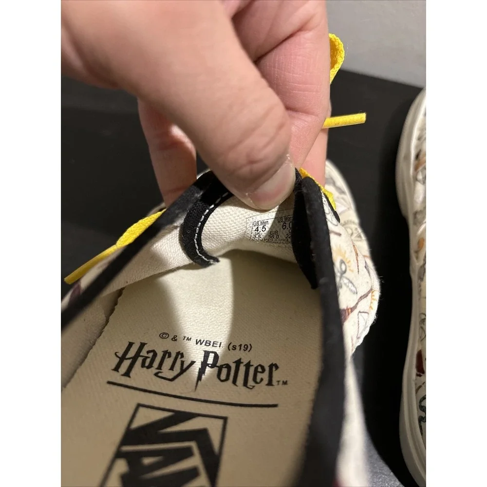 Vans Limited Edition Harry Potter Classic Slip-On Shoes Marauder's Map M 4.5 W 6